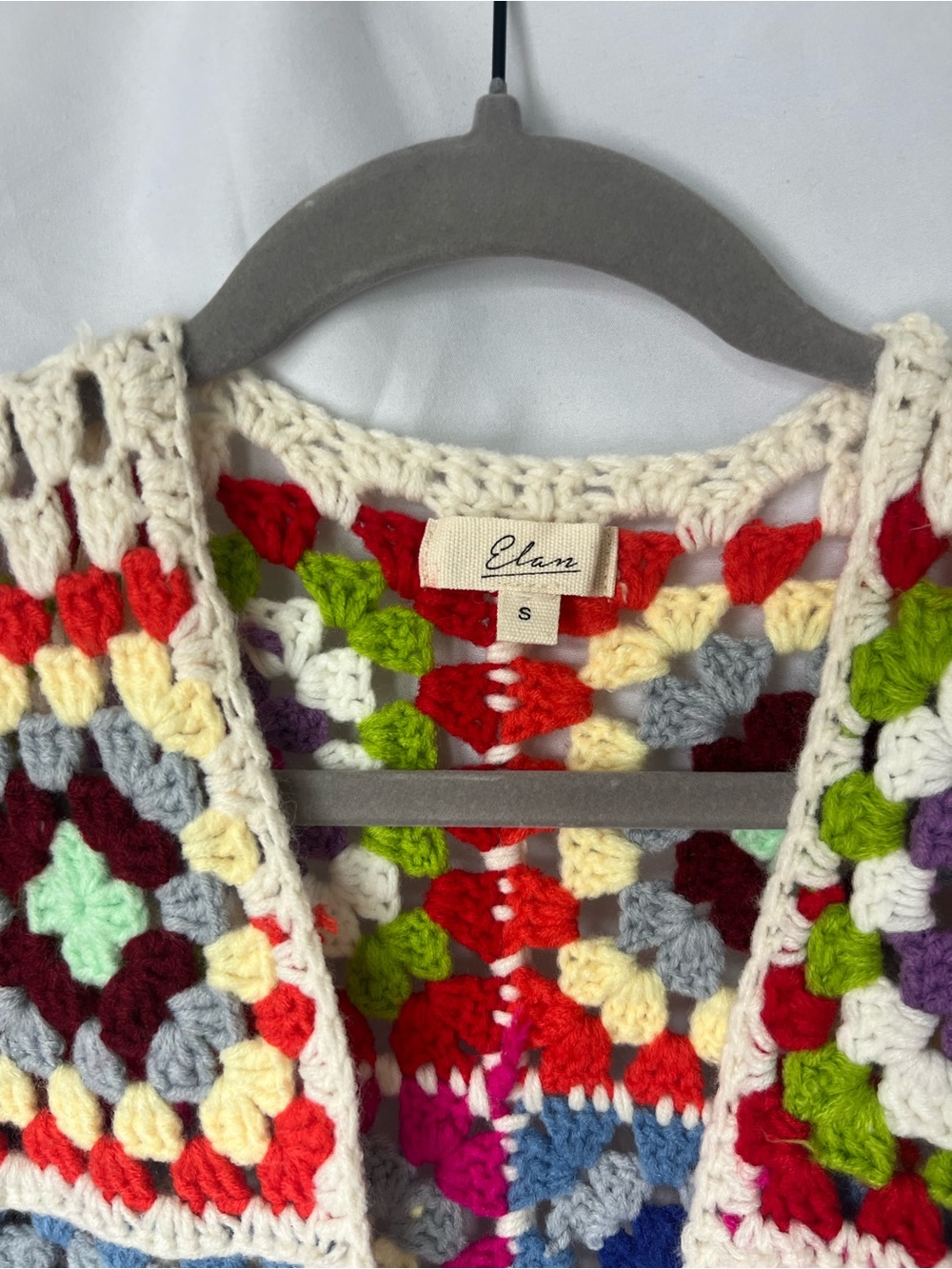Women’s ELAN Colorful Granny Square Crochet Crop Cardigan - Picture 4 of 4